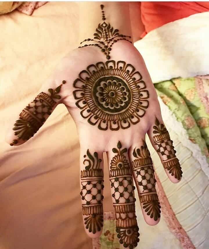 40 Simple Mehndi Designs For All Top 5 Listicle